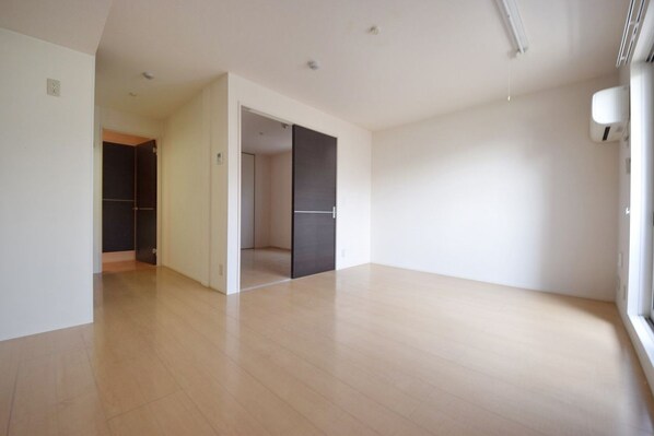 ウィステリアの物件内観写真